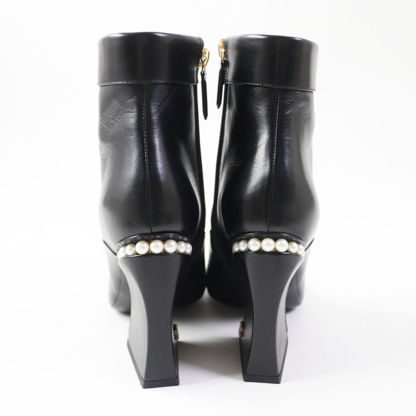 CHANEL Ankle boots 22A G39262 Shiny Goatskin Imitation Pearl black Women 36.5 Used