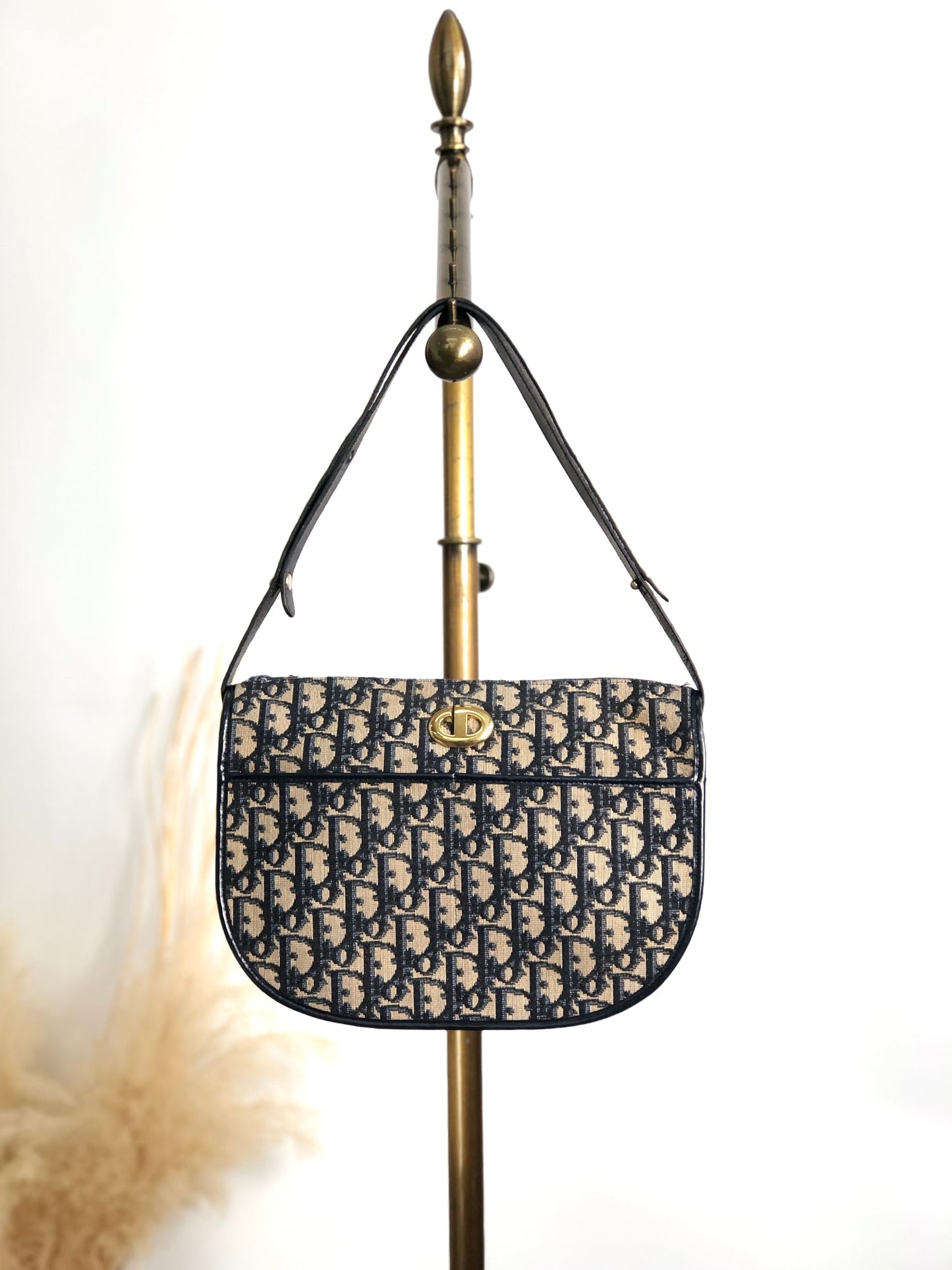 Christian Dior Trotter CD Logo Round Shoulder bag Navy Vintage pca7bv