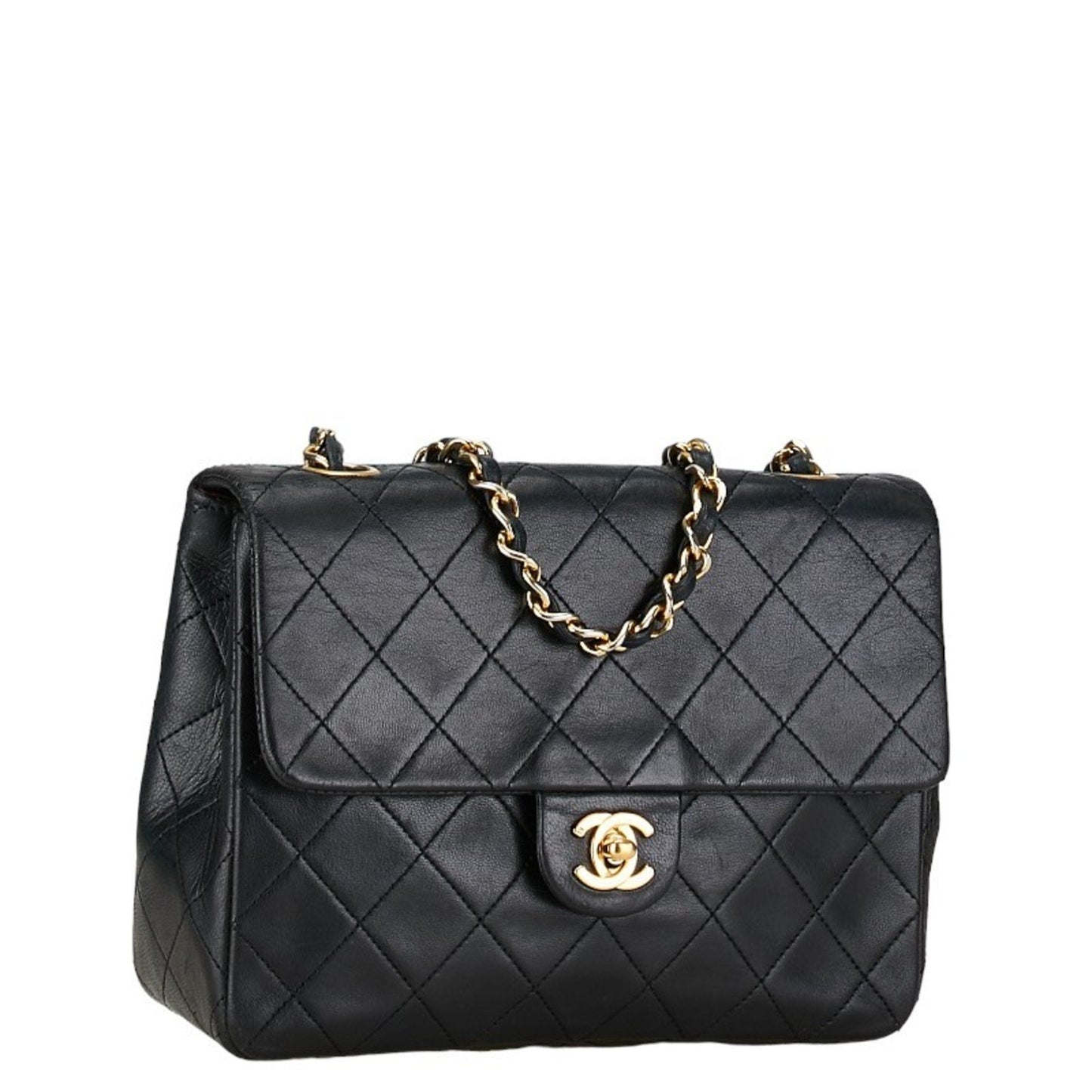 CHANEL Matelasse Shoulder Bag