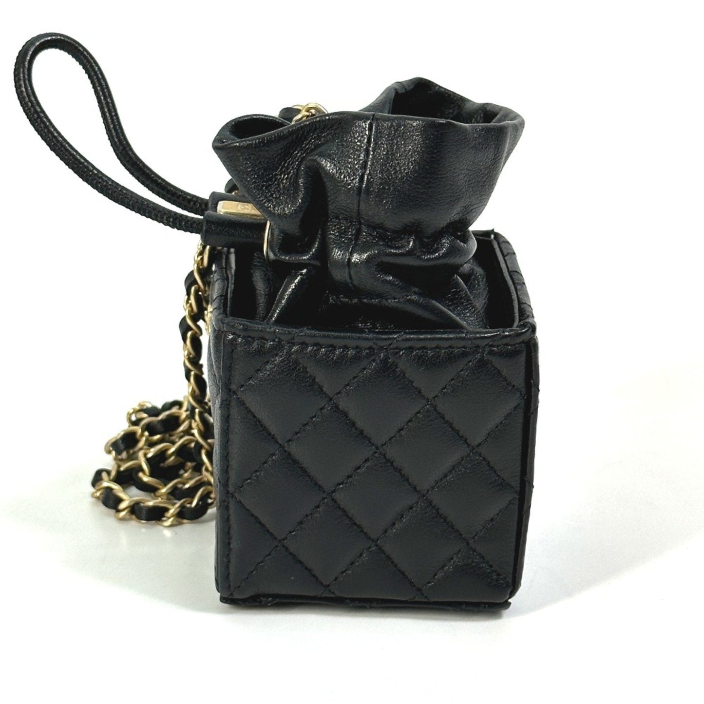 CHANEL Matelasse Shoulder Bag