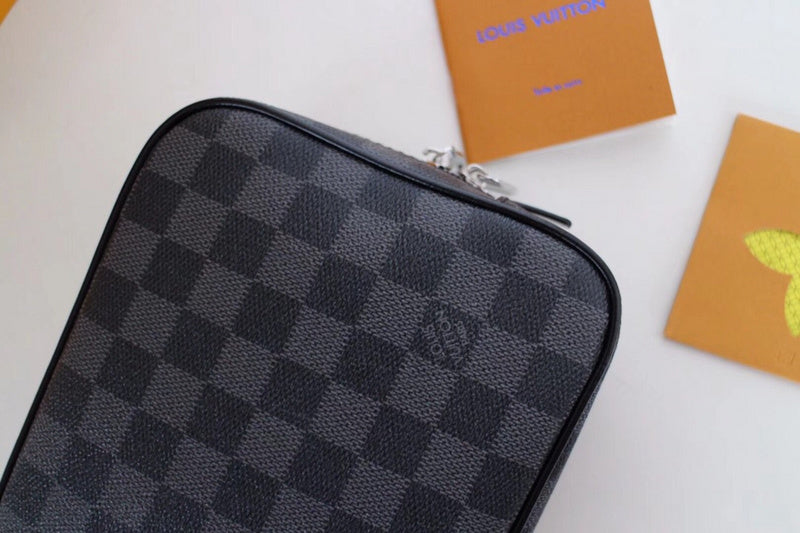 Louis Vuitton Luxury Bags 1800