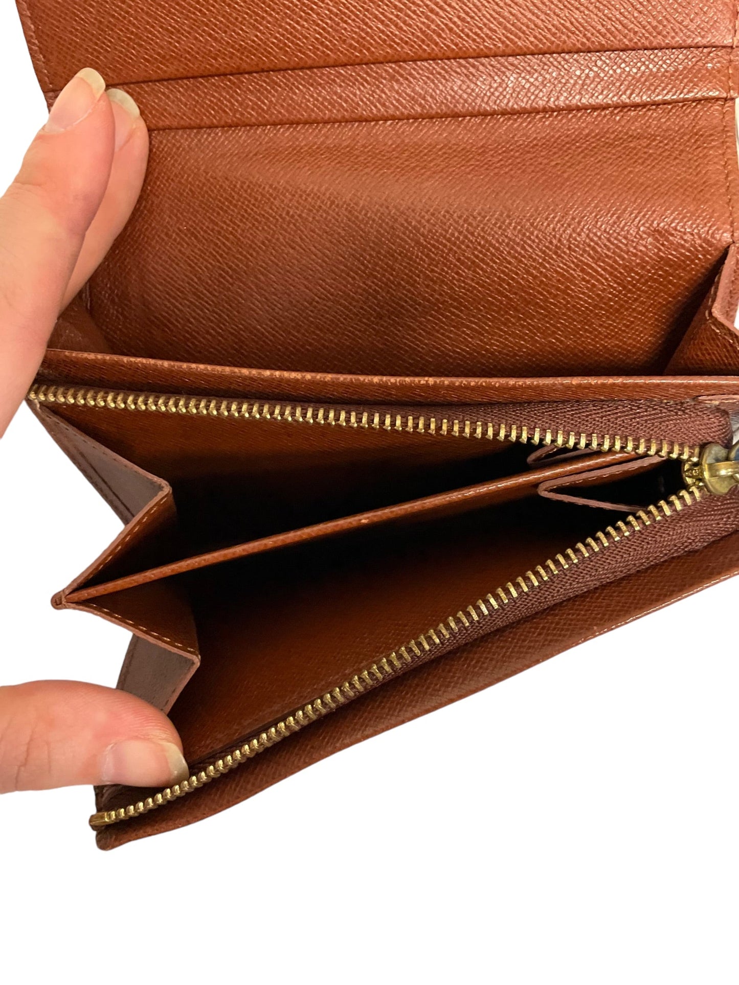 Wallet Luxury Designer By Louis Vuitton Size: Medium