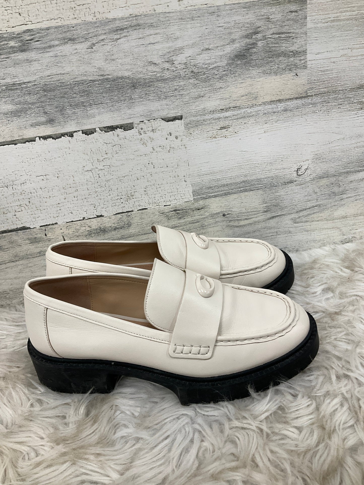 Shoes Designer By Coach In Cream, Size: 9