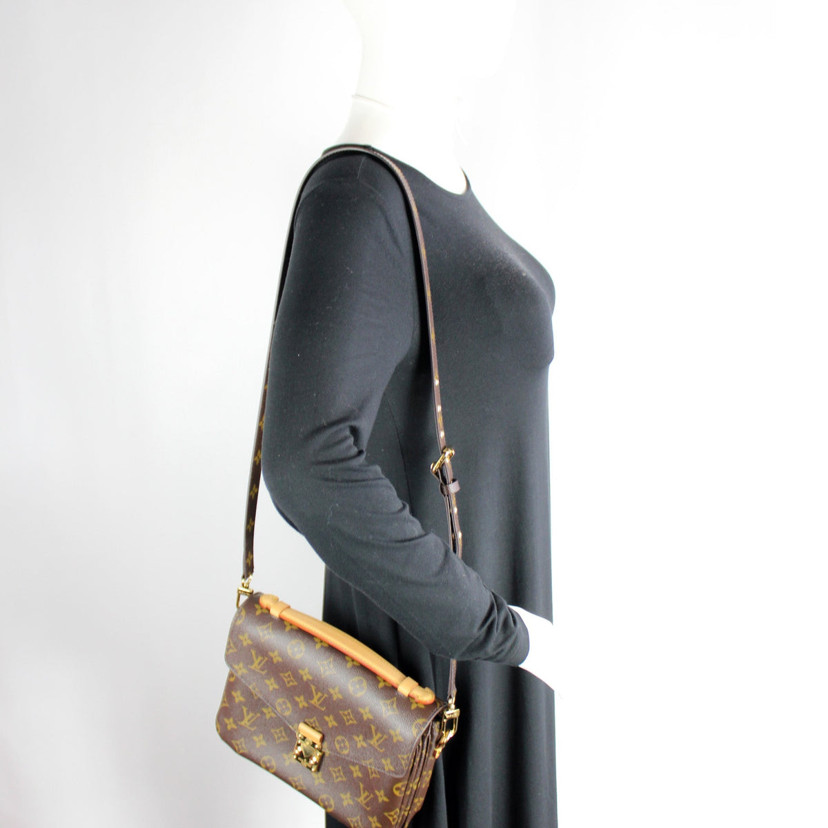 Pochette Metis Monogram