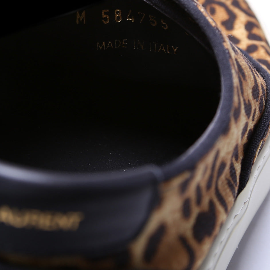 Low Top Sneakers Size
