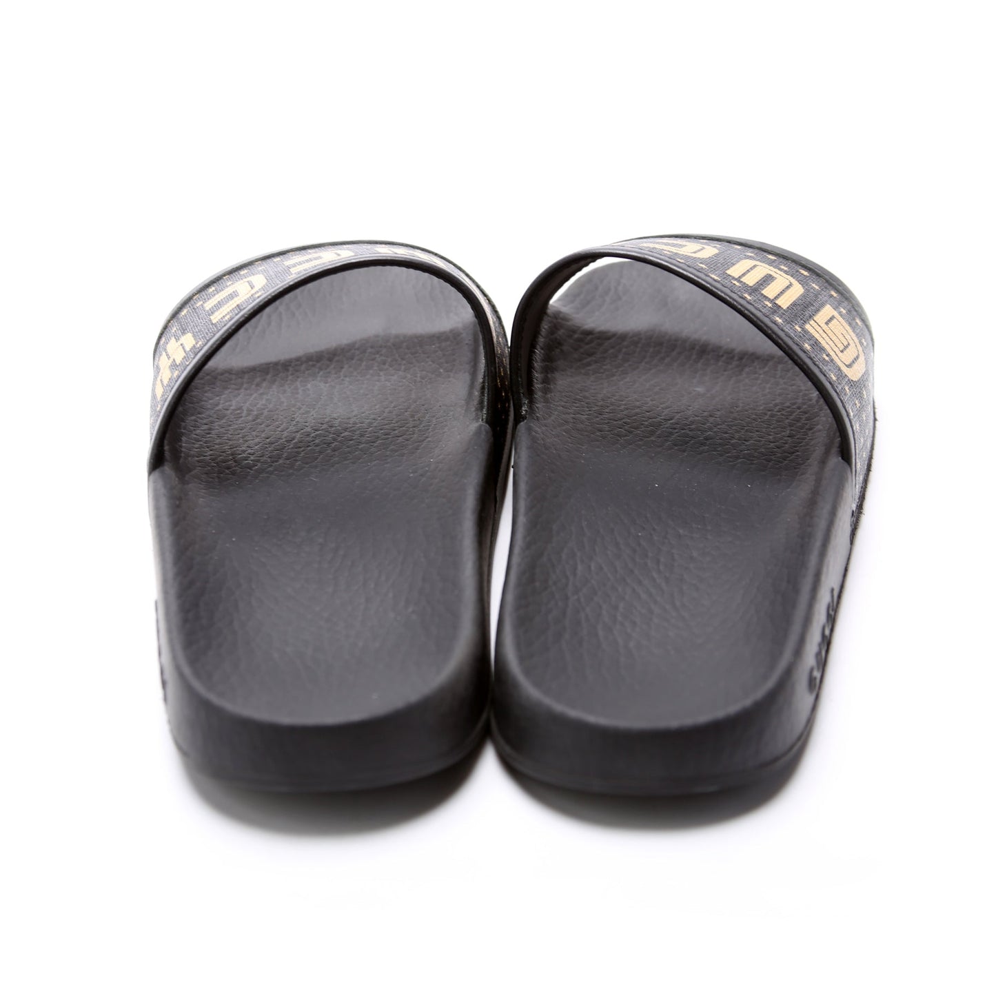 Gucci Gucci Logo Slides Size