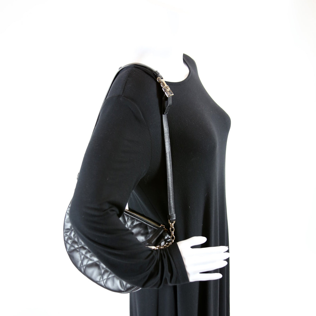 Vibe Hobo Medium Cannage Lambskin