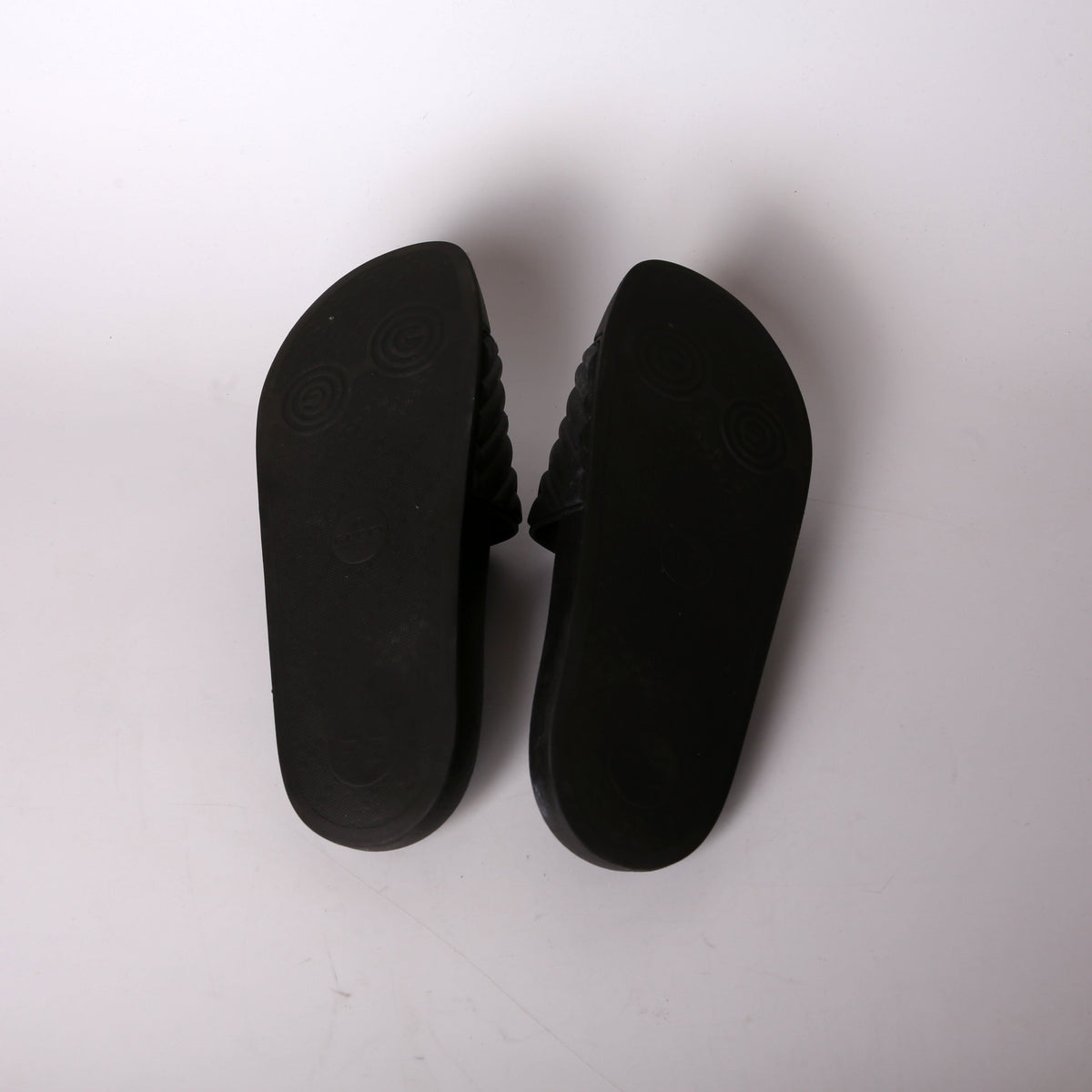 Marmont rubber Slides Size