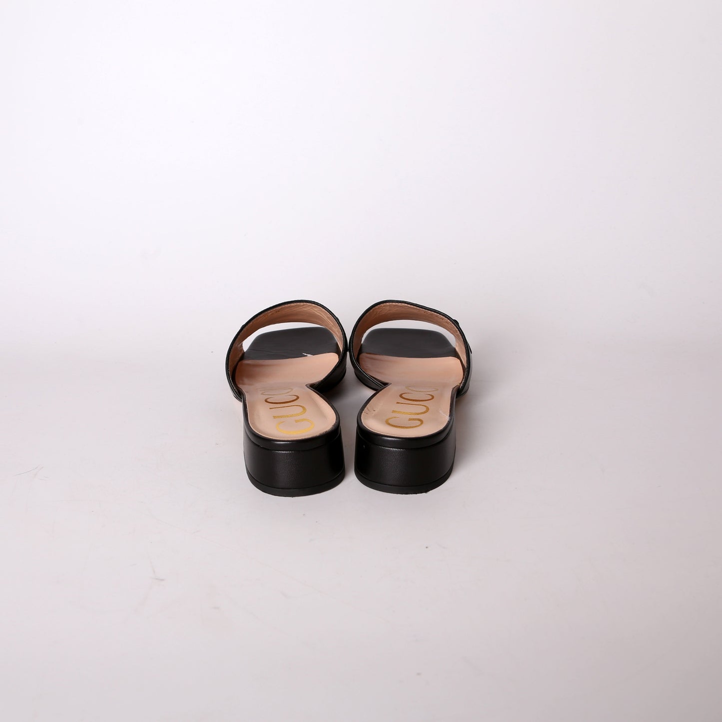Gucci Zumi Leather Slides Size