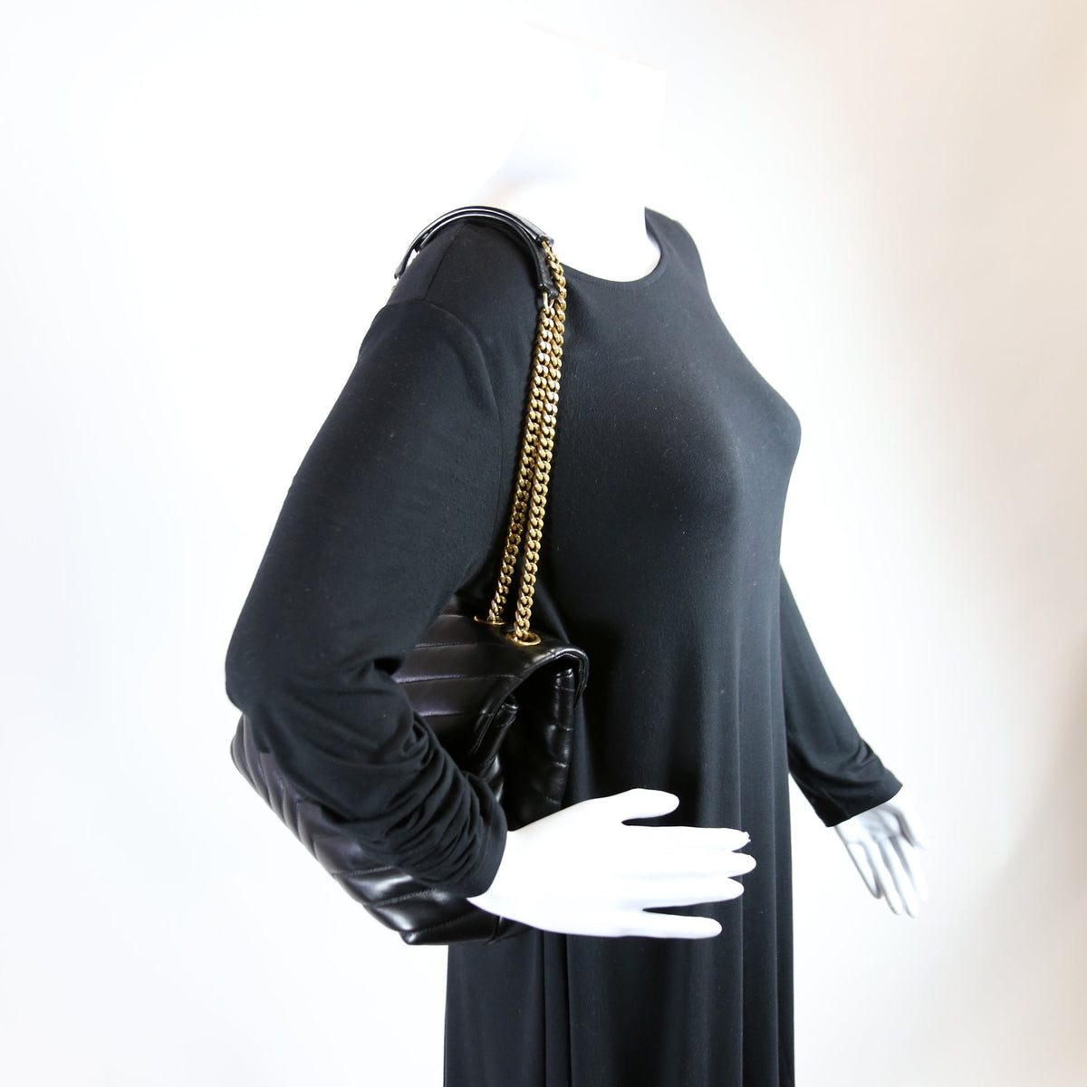 Loulou Medium Quilted Black