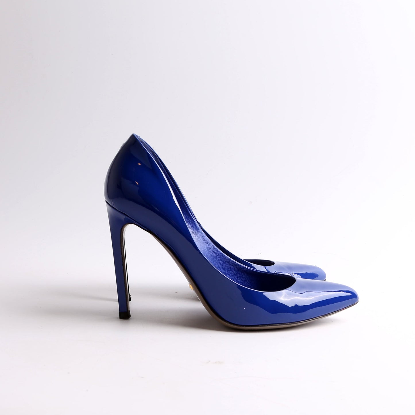 Gucci Patent Leather Pointed Toe Pumps Size