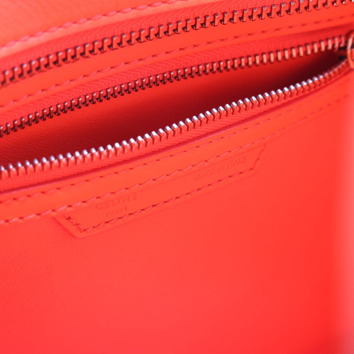 Luggage Micro Orange