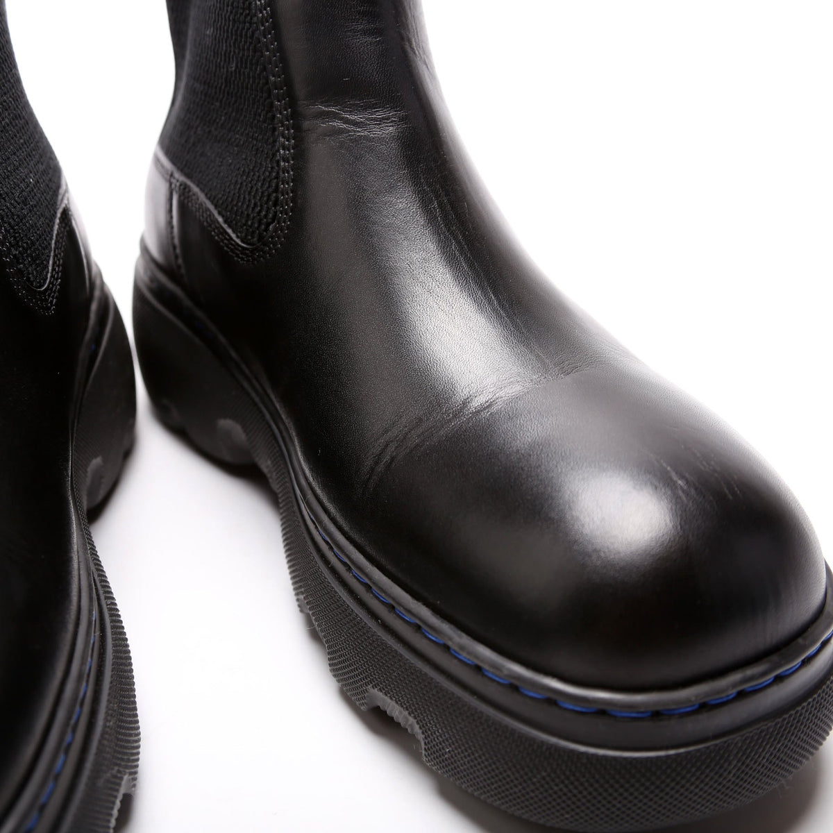 Round Toe Leather Boots Size 36