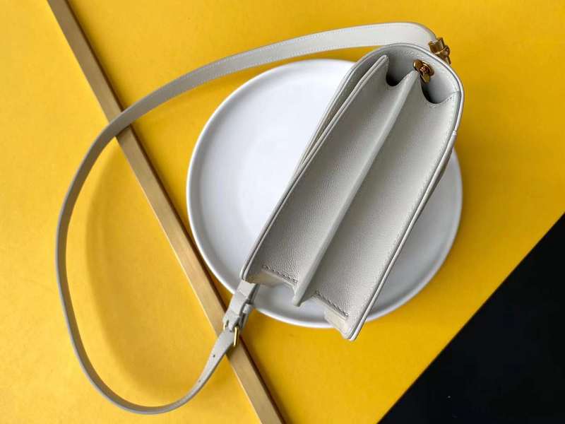 Yves Saint Laurent - Bags - The Wells Bags 158