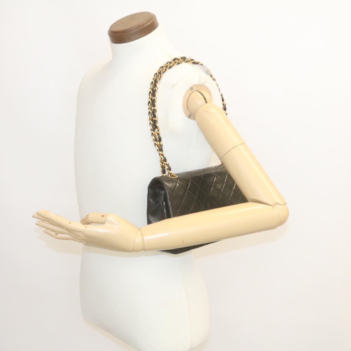 CHANEL Shoulder Bag