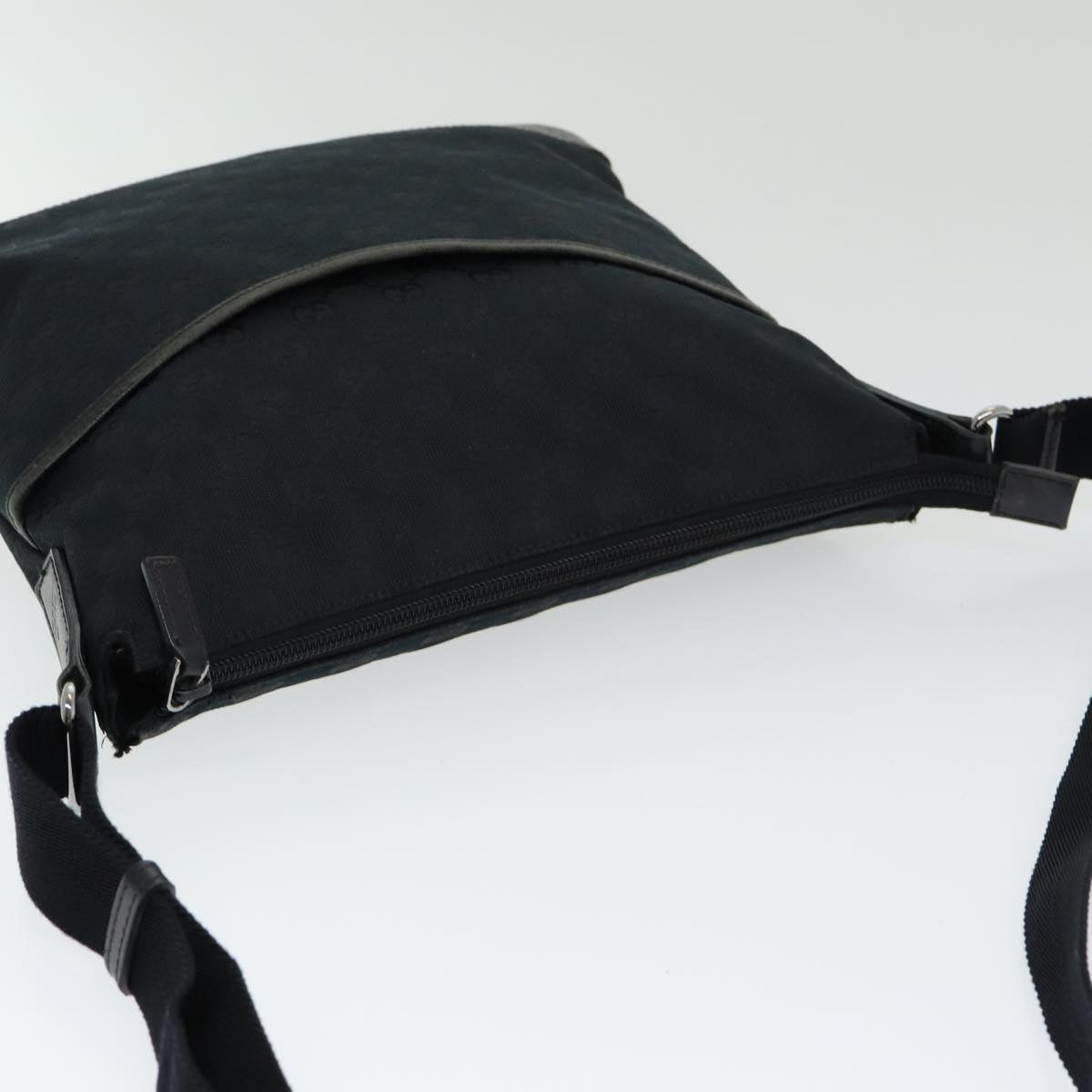 Gucci Gg Canvas Black Canvas Shoulder Bag