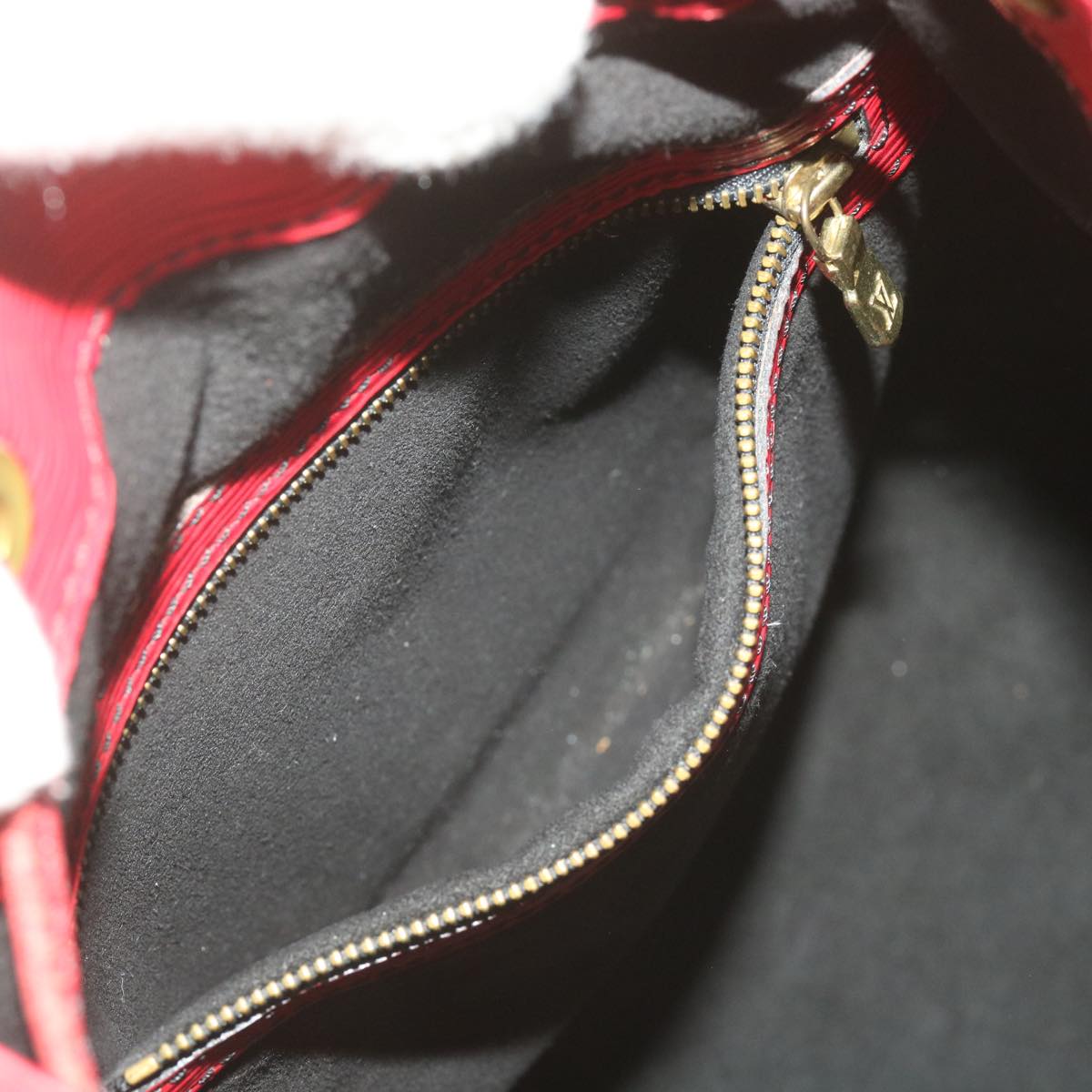 LOUIS VUITTON Noe Shoulder Bag