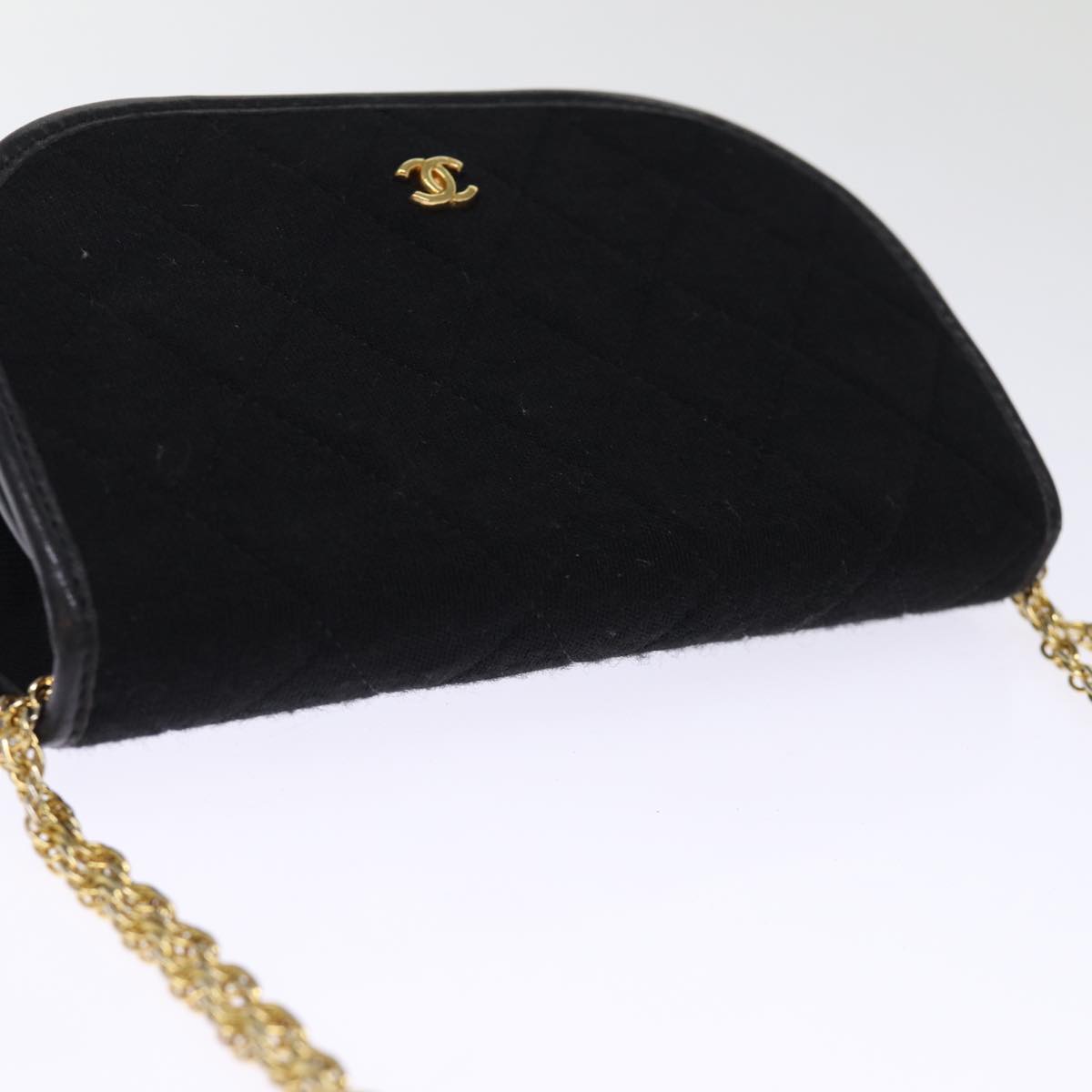 CHANEL Matelasse Shoulder Bag