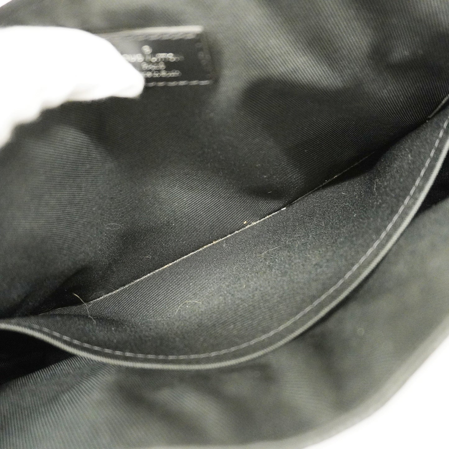 LOUIS VUITTONAuth Damier Graphite District PM N41028 Shoulder Bag