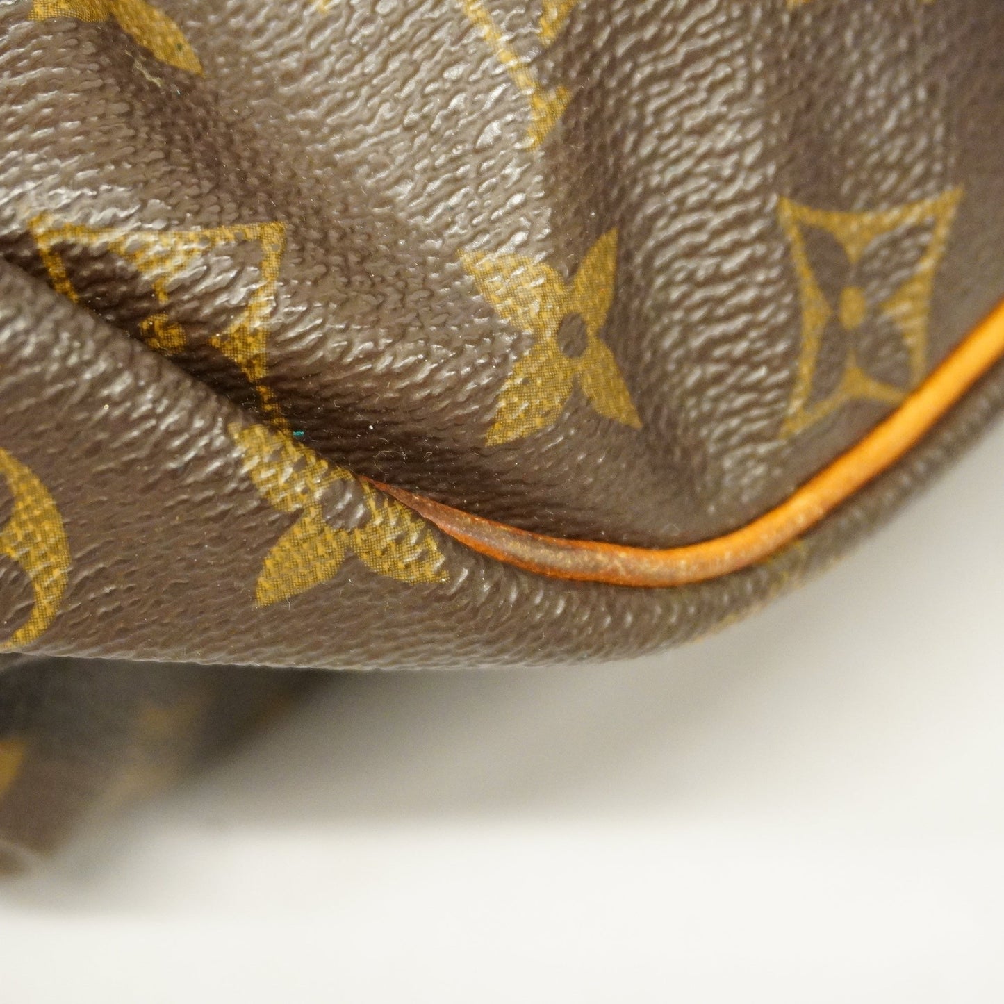 LOUIS VUITTONAuth Monogram Saumur 35 M42254 Women's Shoulder Bag