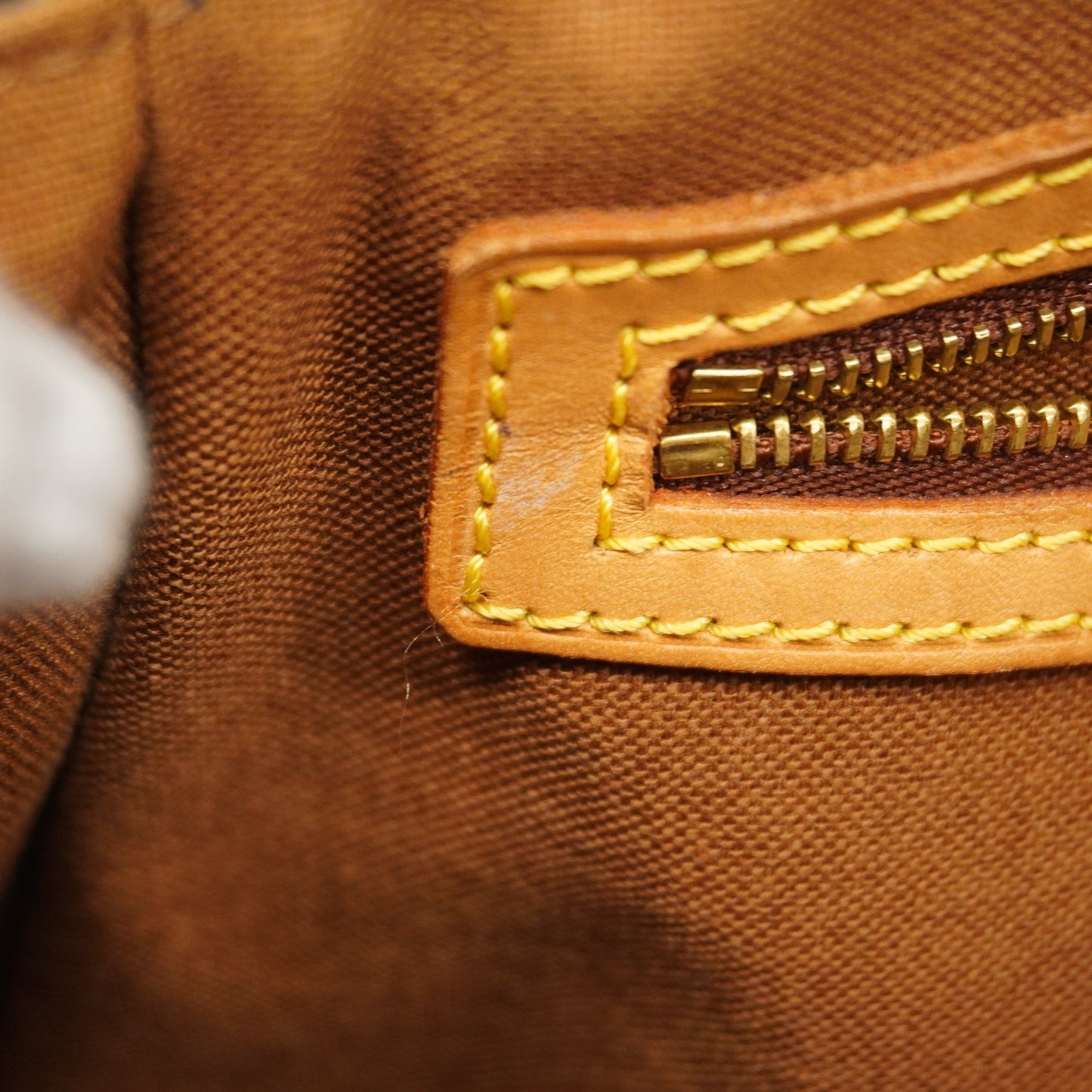 LOUIS VUITTONAuth Monogram Mini Looping M51147 Shoulder Bag