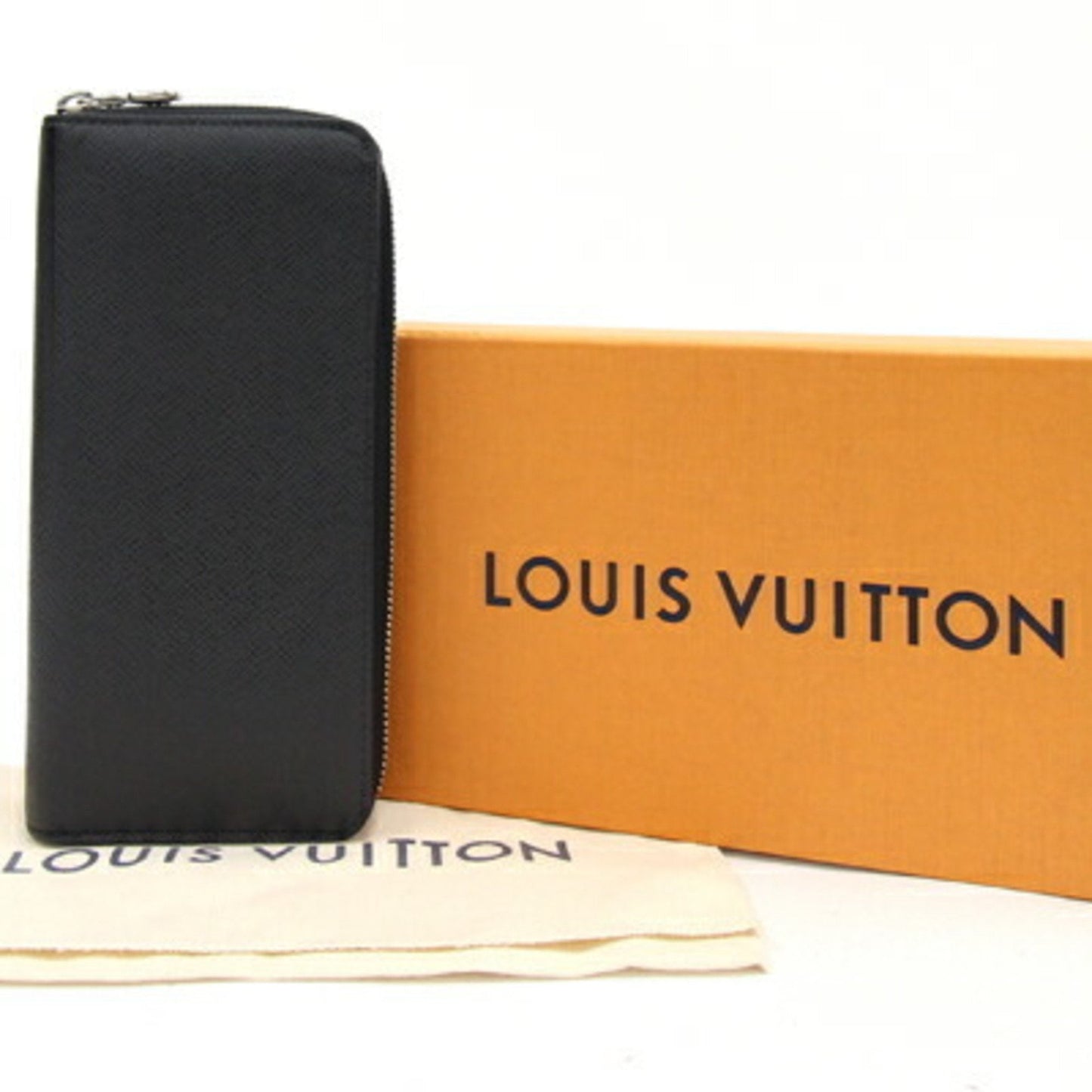 LOUIS VUITTON Round Long Wallet Taiga Zippy Vertical M30503 Noir Men's