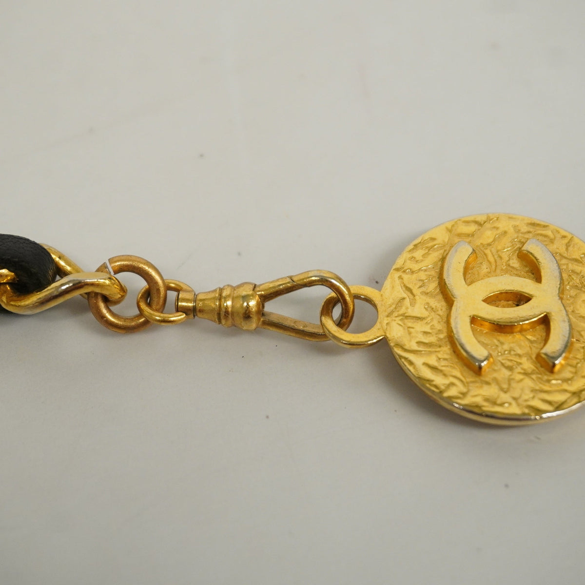 ChanelAuth Belt Gold Metal Women's Leather Chain Belt Black