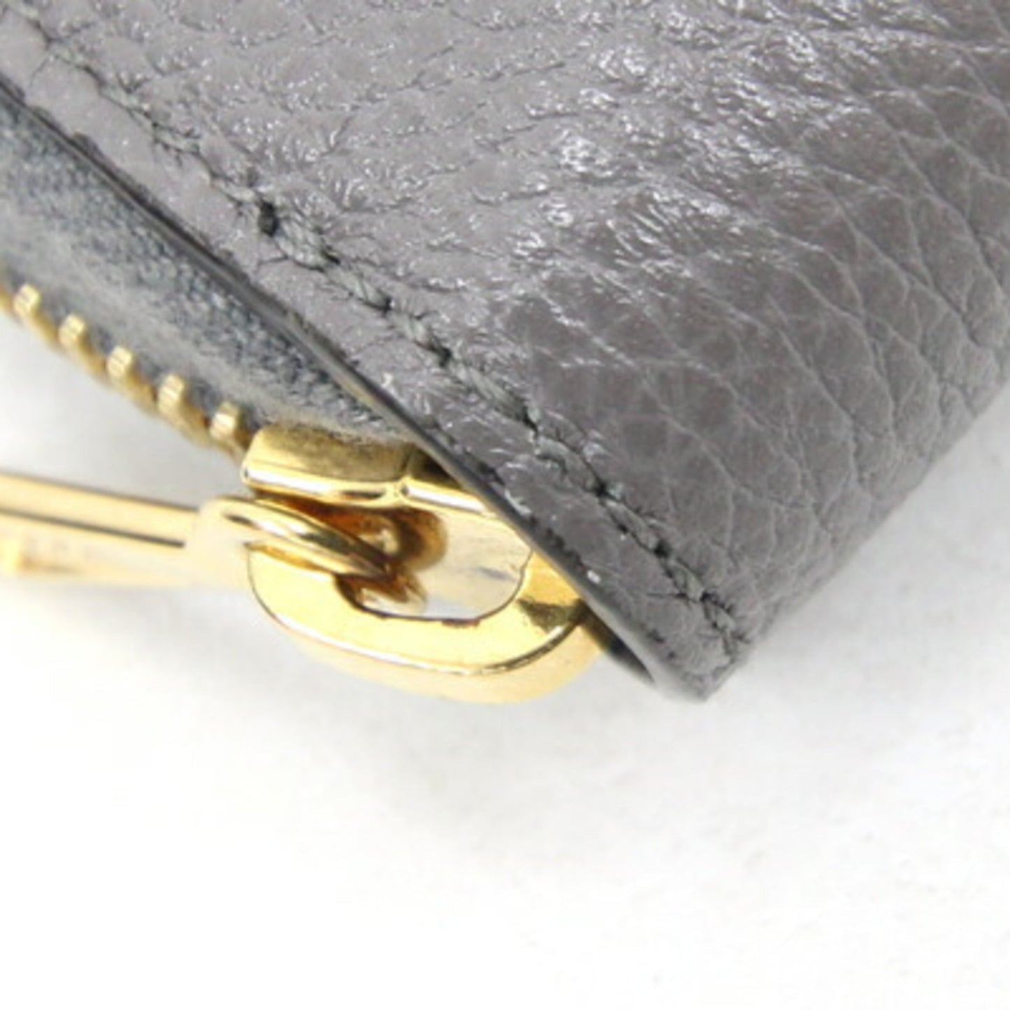 Gucci Gray Leather Long Wallet (Bi-Fold)