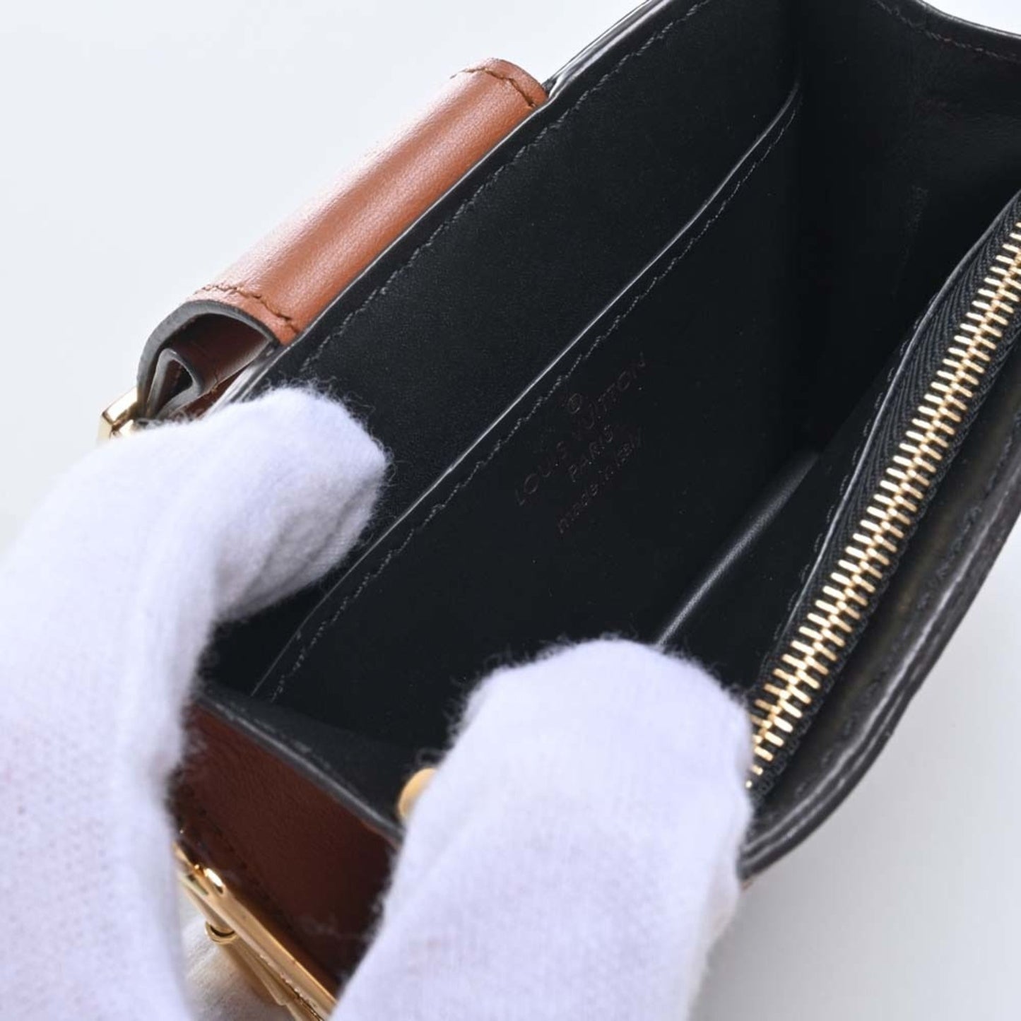 LOUIS VUITTON Monogram Reverse Dauphine Multicult Card Case M68751 Brown Ladies