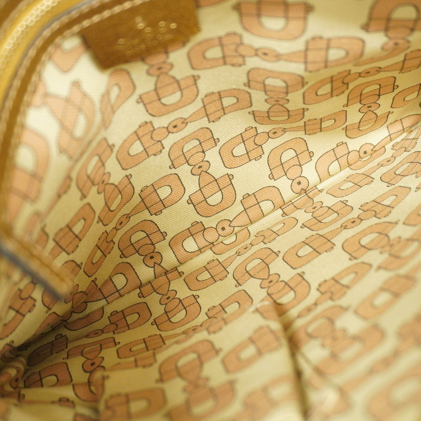 GUCCI GG Canvas Shoulder Bag 144388 Women's Leather Beige,Gold