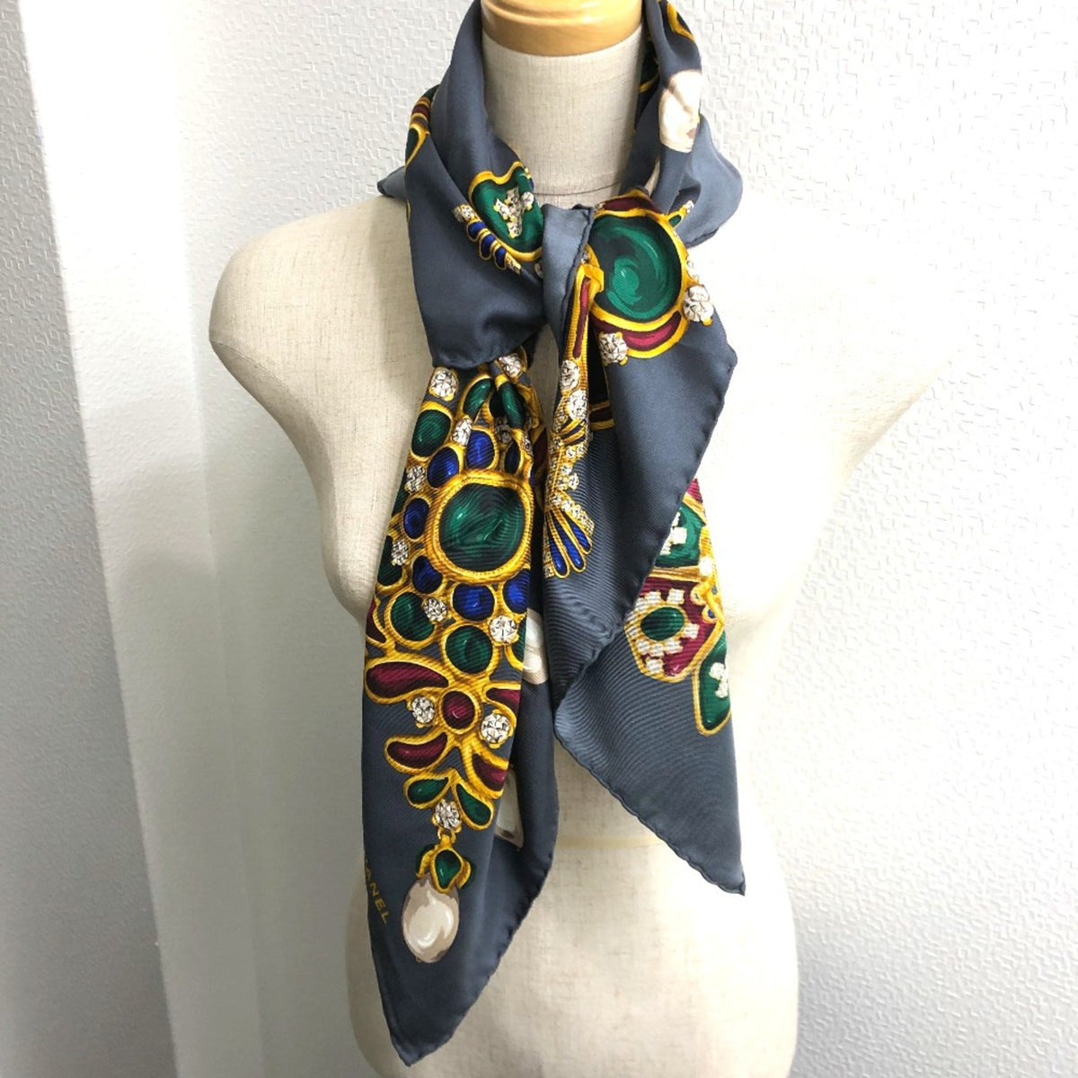 Chanel Overall handle Fashion Accessories Scarf Multicolore