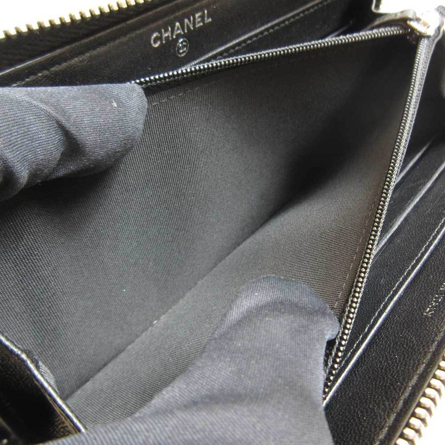 Chanel wallet long round black lambskin