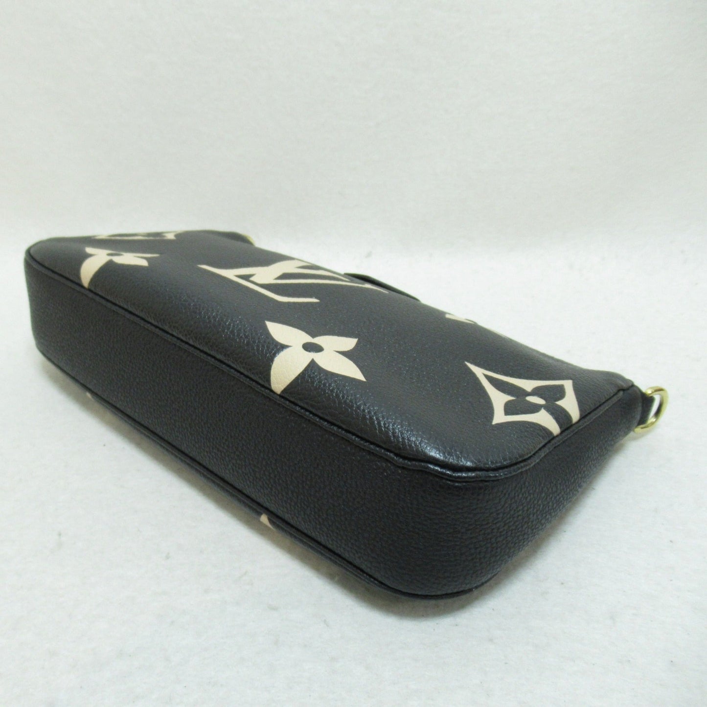 LOUIS VUITTON Multi Pochette Accessoires Black Monogram empreinte leather M45777