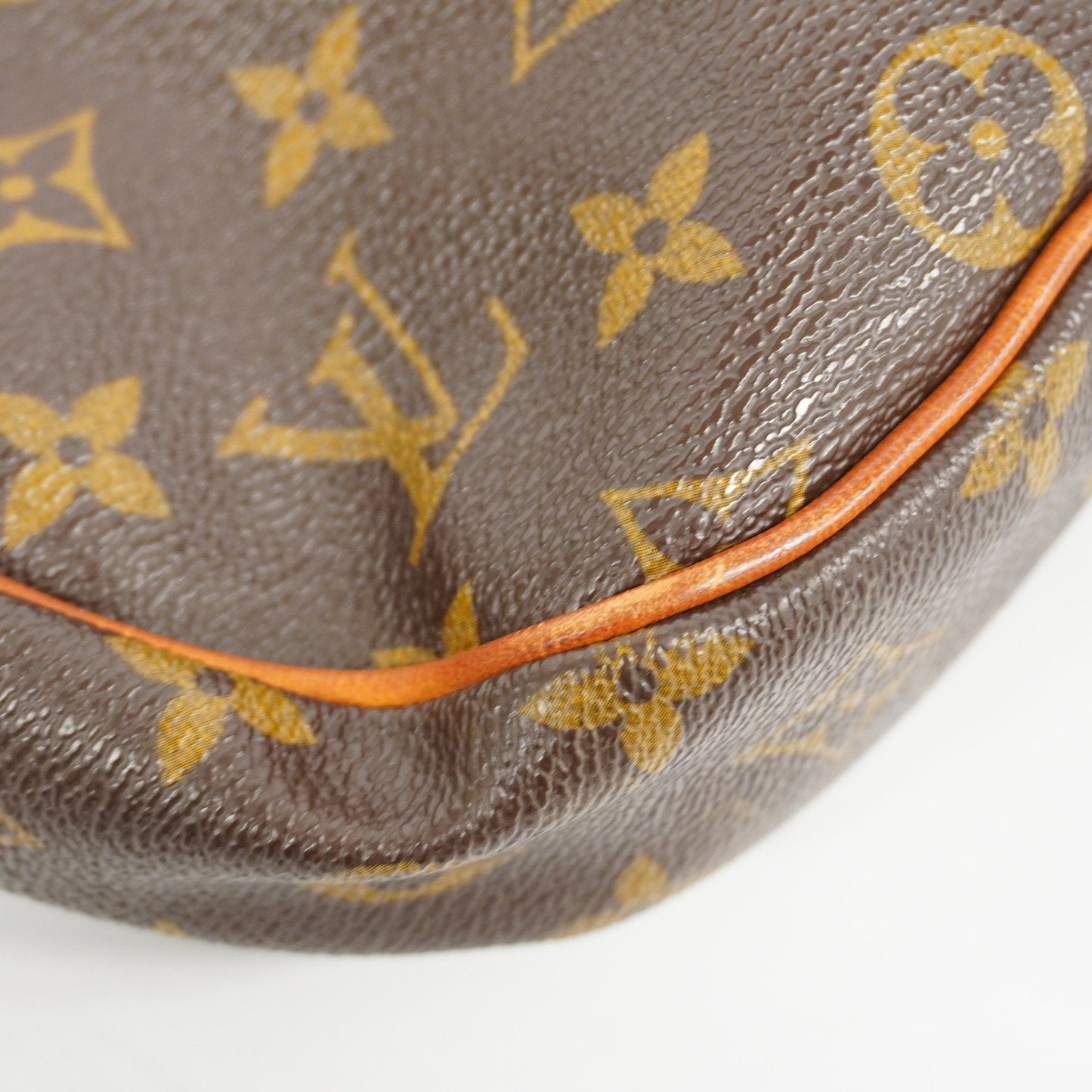 LOUIS VUITTONAuth Monogram Odeon MM M56389 Women's Shoulder Bag