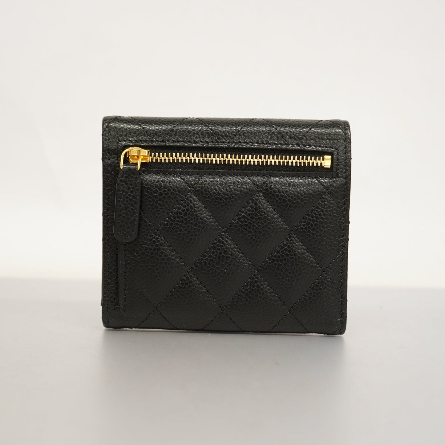 ChanelAuth Matelasse Tri-fold Wallet Gold Metal Fittings Women's Caviar Leather