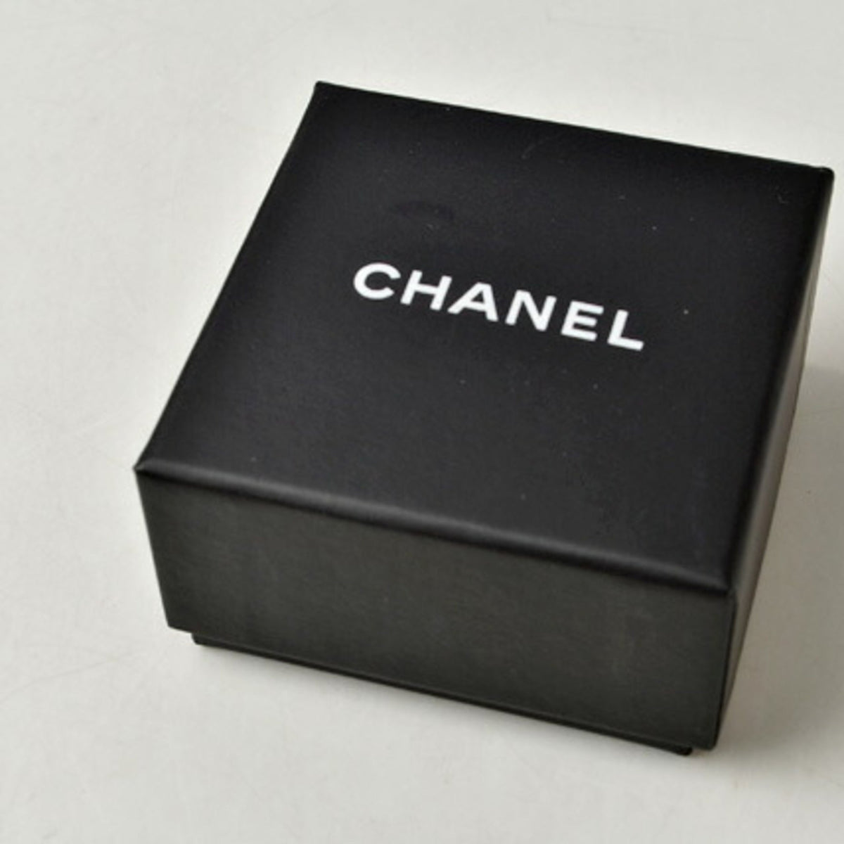 Chanel necklace/pendant CHANEL coco mark/CC rhinestone gold