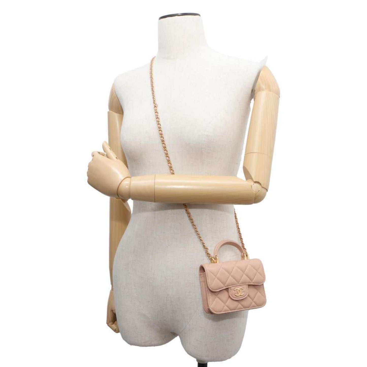 Chanel Chain Shoulder Bag Matelasse Coco Mark Lambskin AP2200 CHANEL Pochette