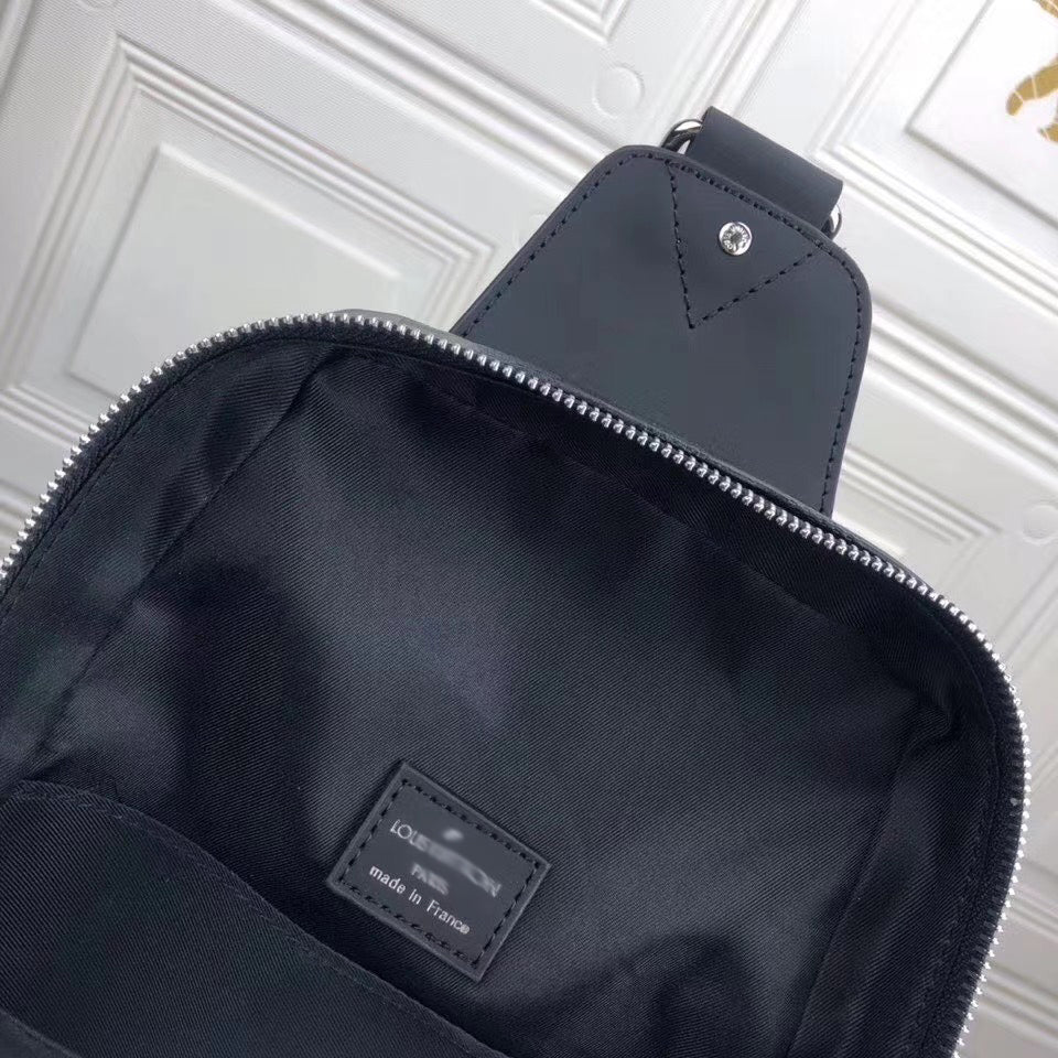 LB284 7.9x12.2x3.9inch