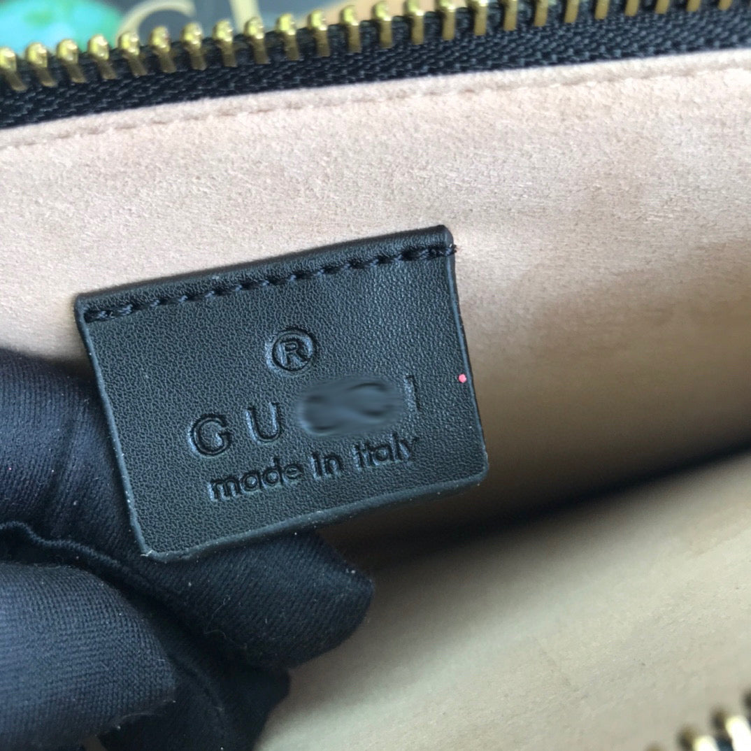 GC247 12x7.9inch