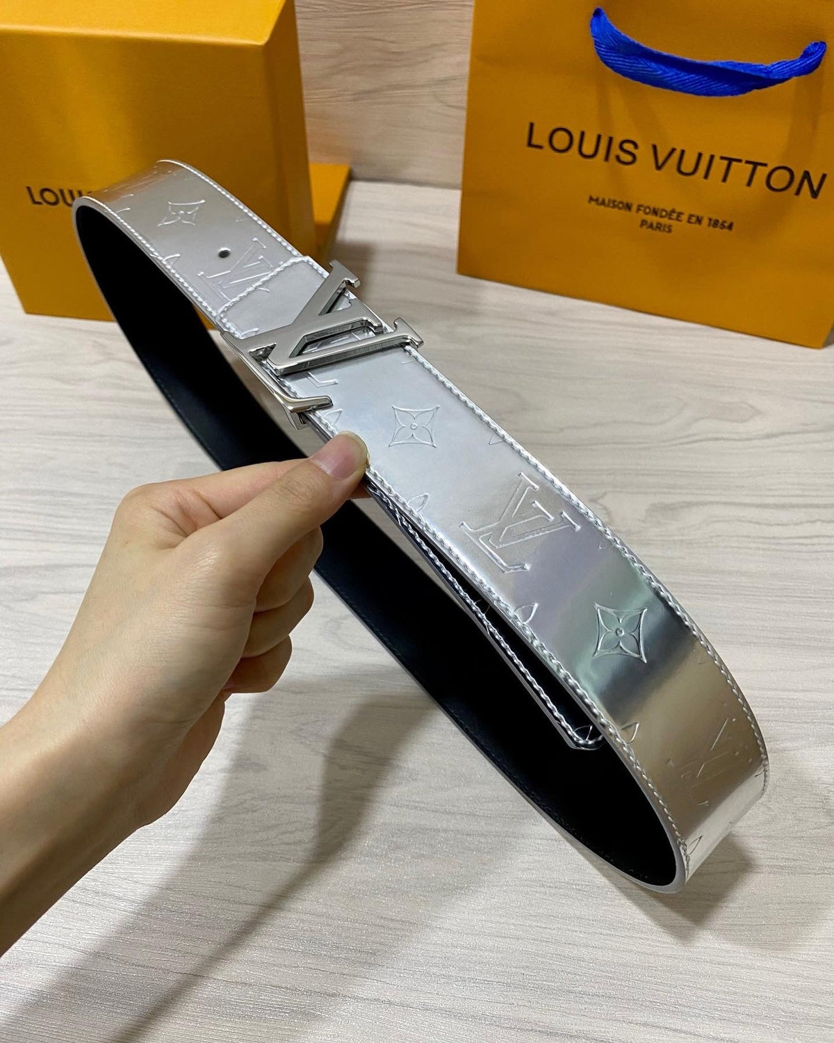 BL151 9 Wide:4cm