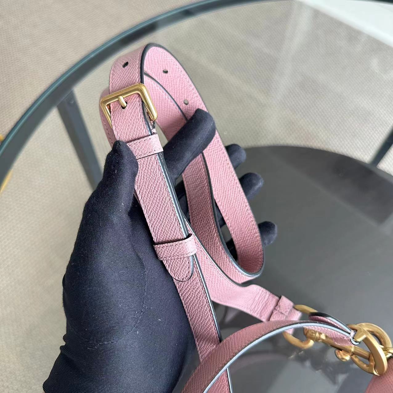 *2022 Strap Version Full Set Receipt* Saddle Small 20CM Grained Calfskin Light Pink GHW