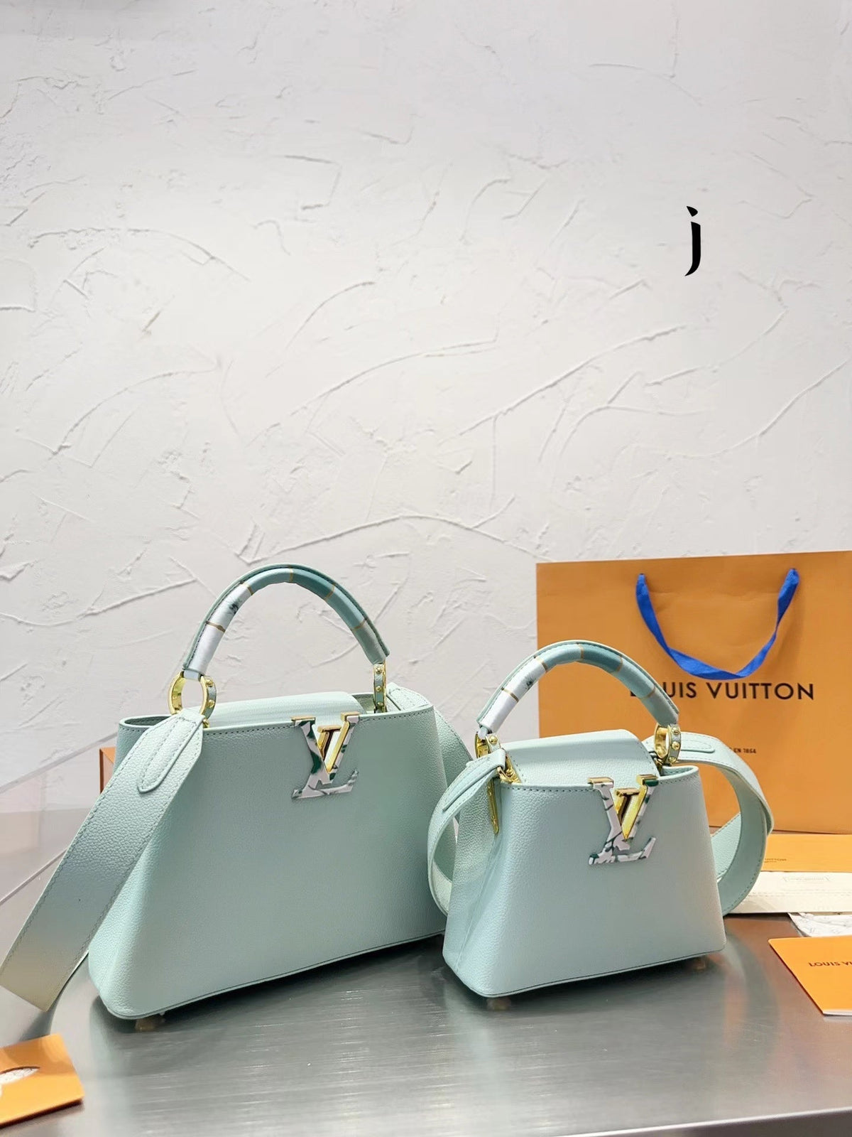 LB998 Capucines Size BB/SMALL