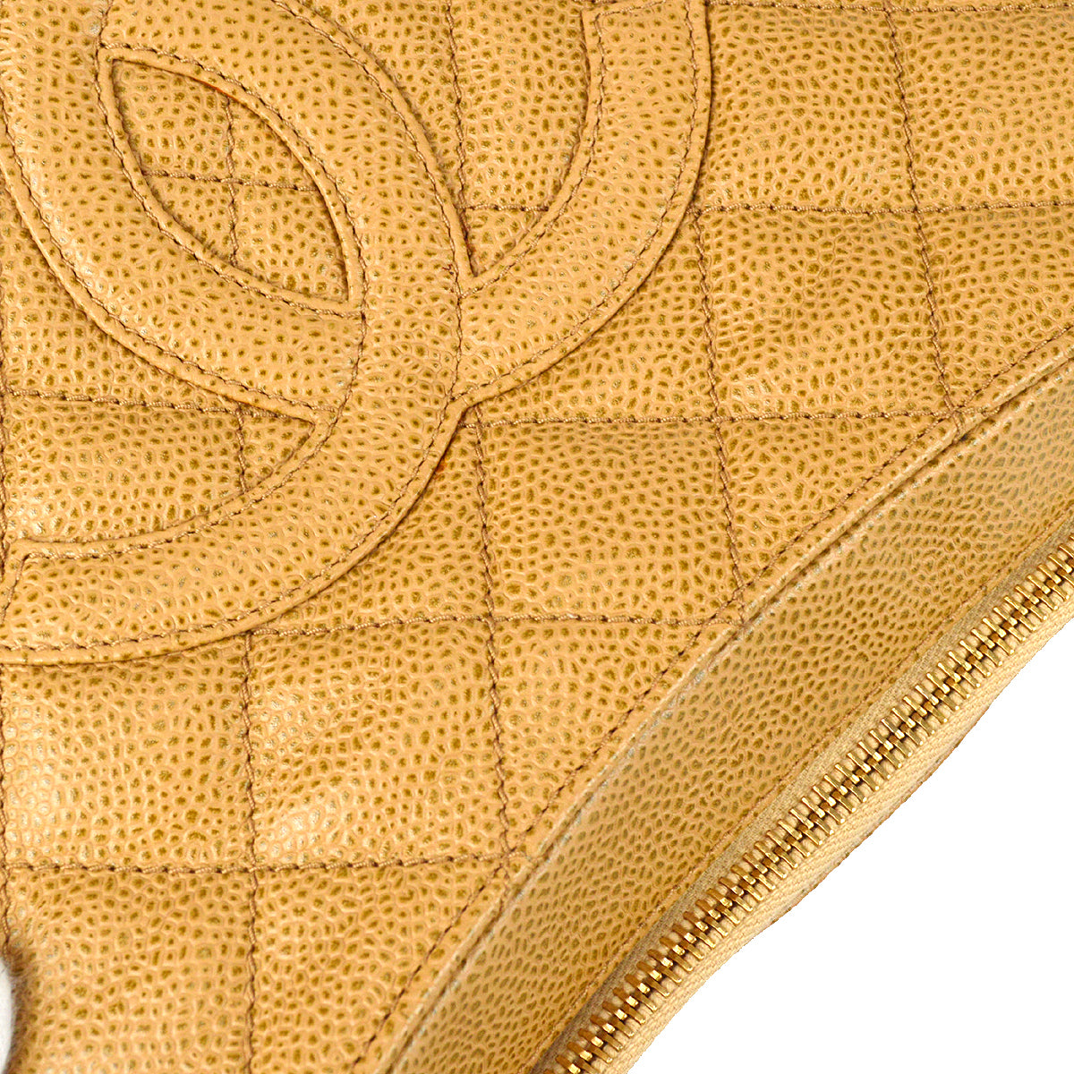 Chanel 2001-2003 Beige Caviar Hobo Chain Handbag