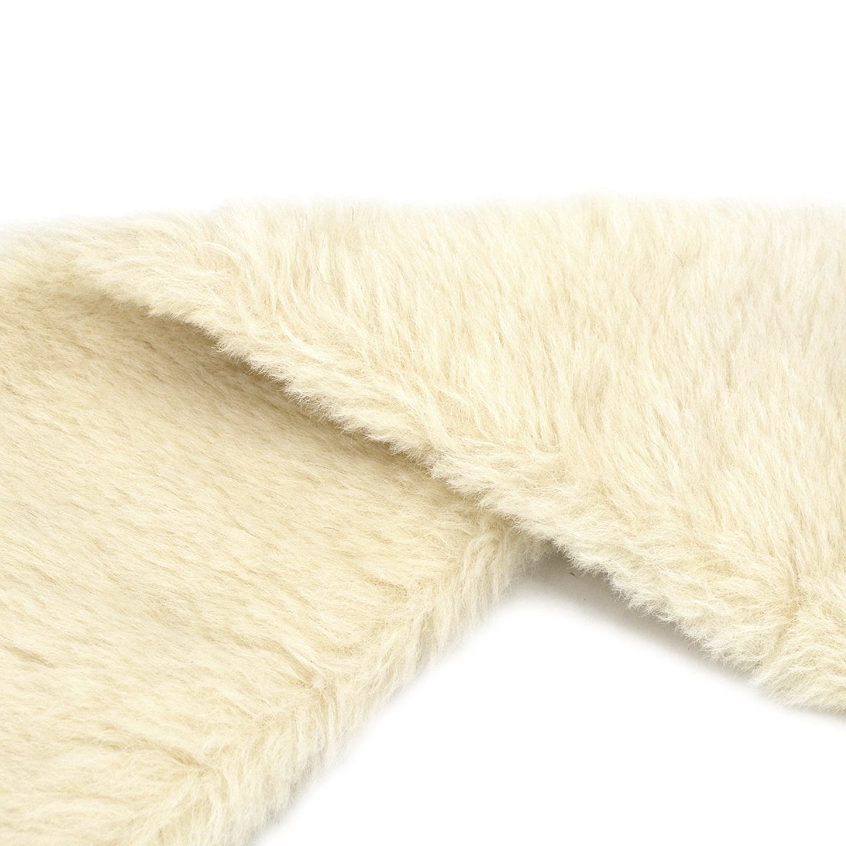 Chanel Fur Shawl White Small Good
