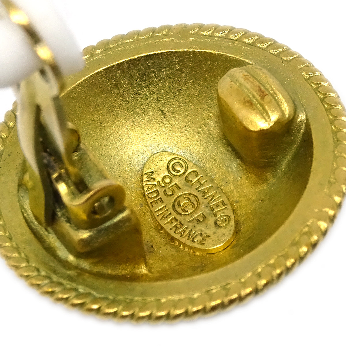 Chanel Gold Button Earrings Clip-On 95P