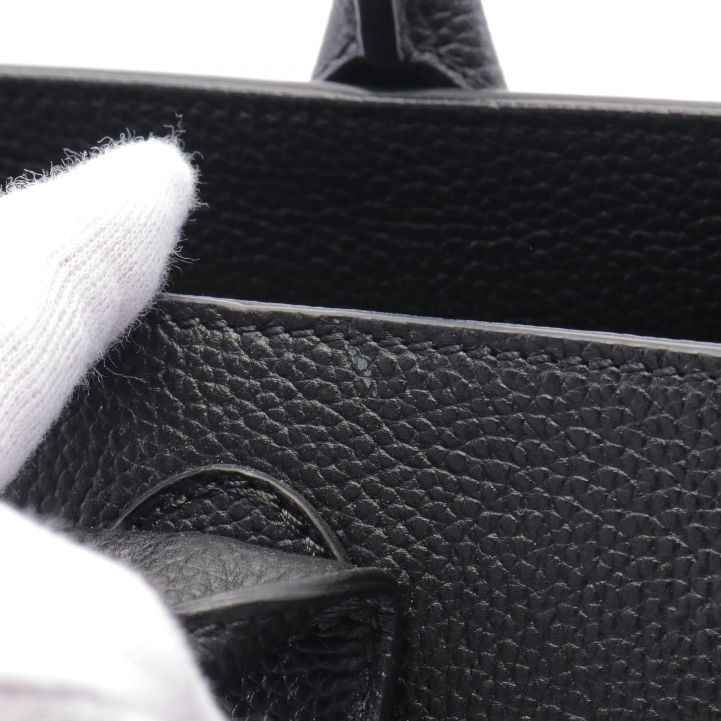 Chanel Neo Executive Leather Tote Bag A69930