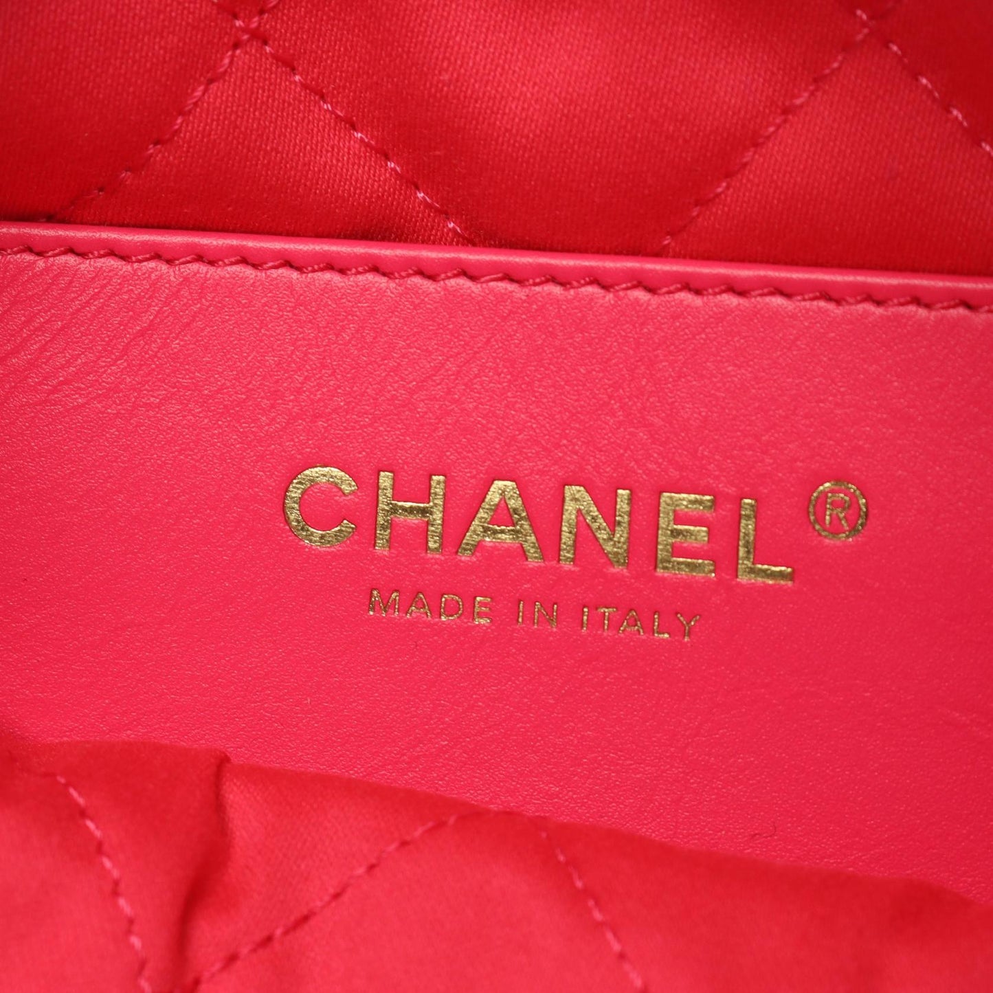 Chanel CHANEL 22 Mini Leather Shoulder Bag