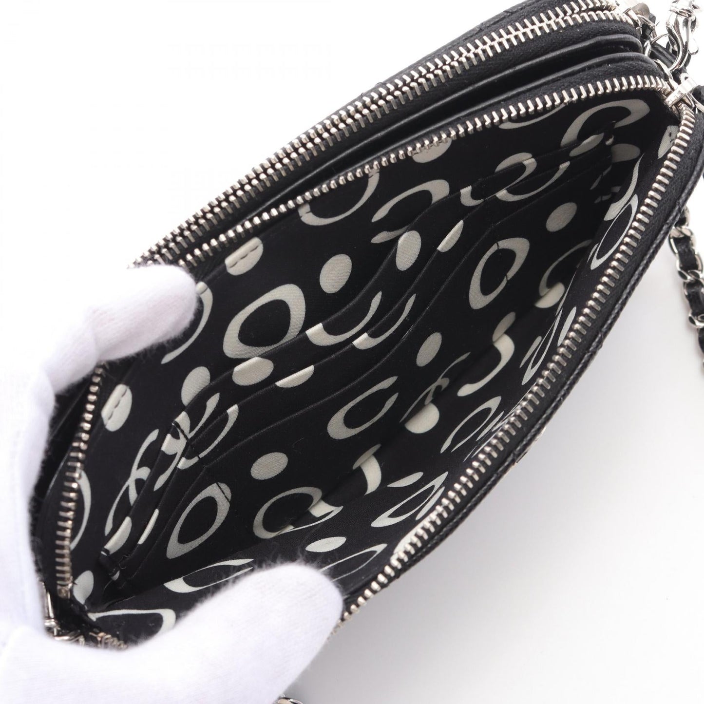 Chanel Matelasse Leather Shoulder Bag