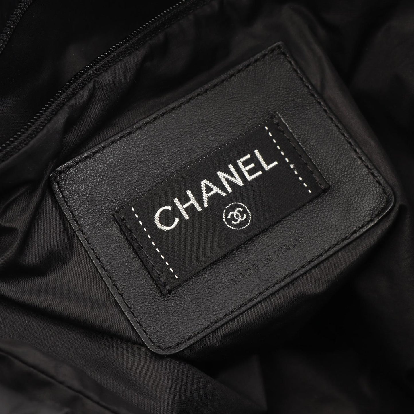 Chanel Doudoune Coco Neige Nylon Leather Fabric Tote Bag