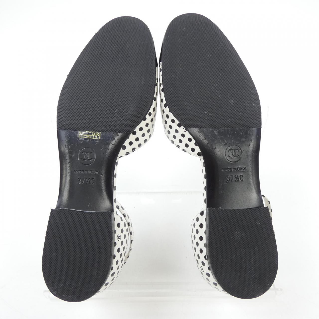 Chanel Mary Jane Calfskin Shoes